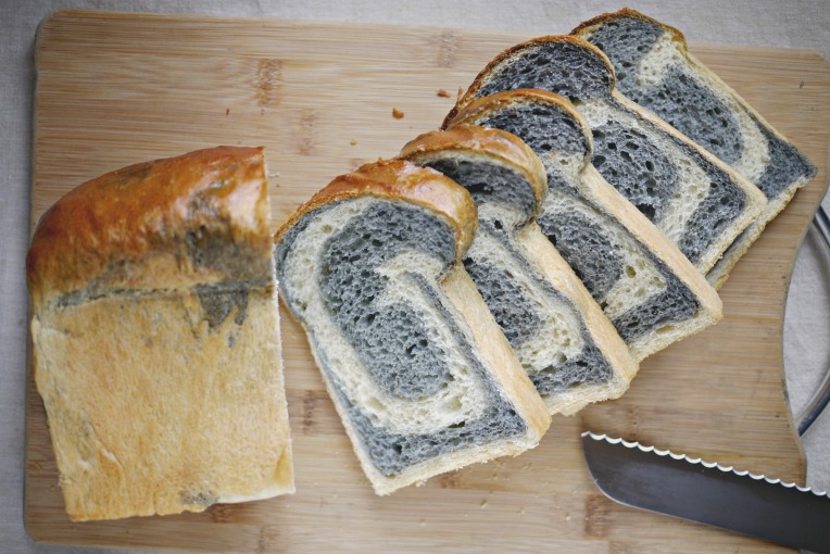 Black N White Potato Bread Loaf // Mono+Co
