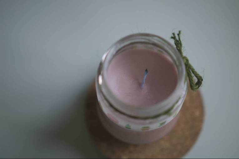 Green Monday : Reusing Used Candles